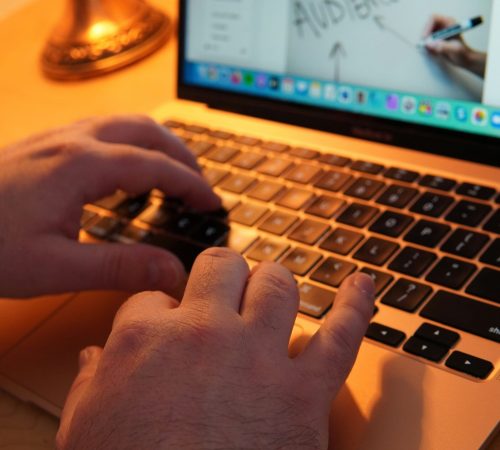 brett-wharton-c_TURbyrRic-unsplash