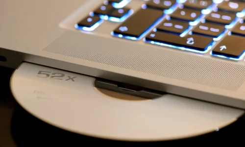 chris-yates-iqELIpzpARI-unsplash